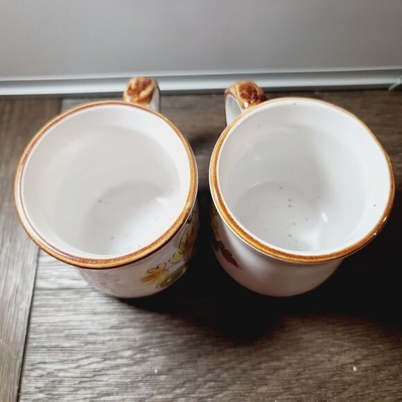 Vintage 1960s MCM Retro JP Casualstone Korea Yellow Floral Coffee Mugs Set 2 - Picture 8 of 9